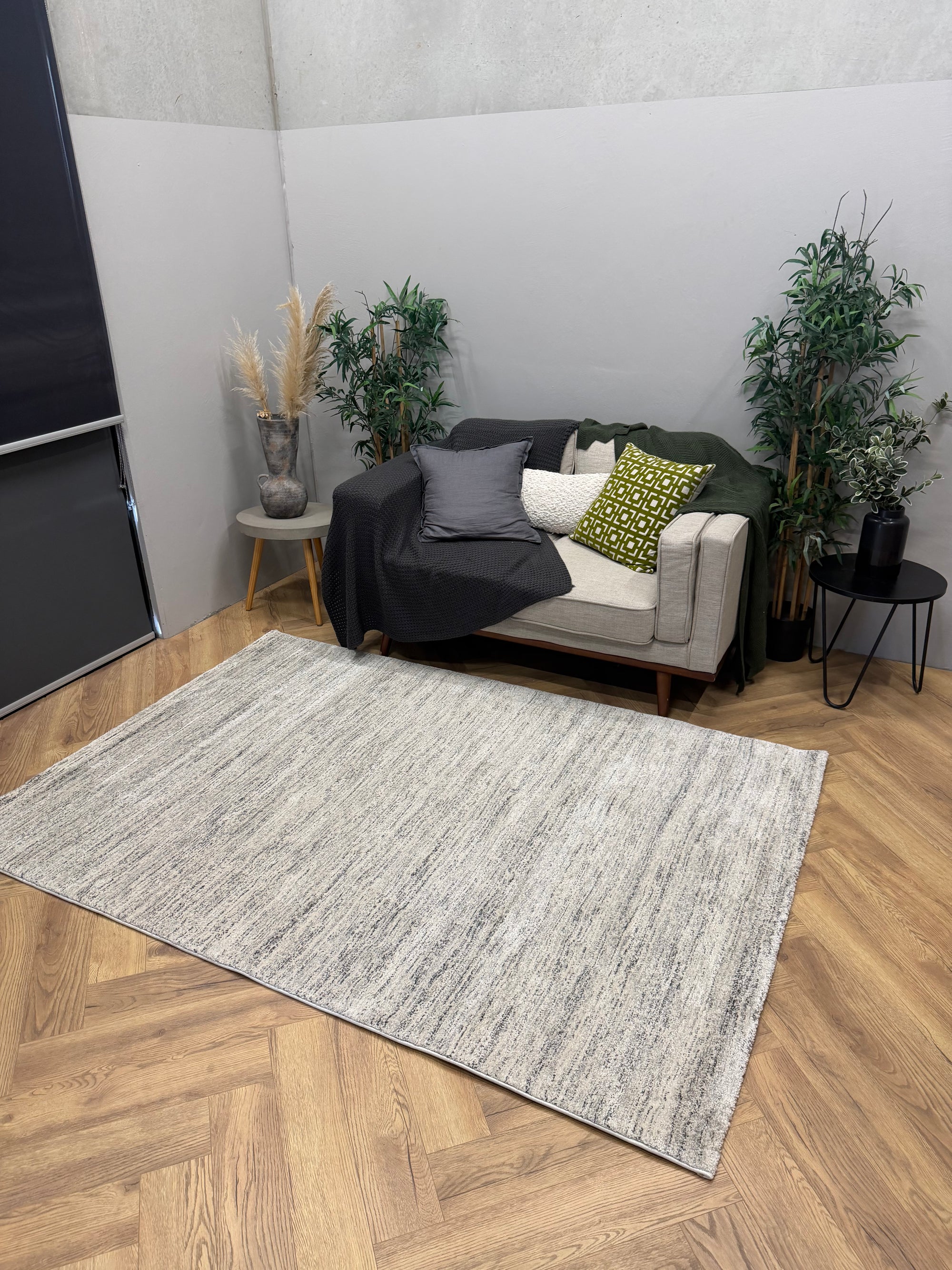 Parma Salt and Pepper Mist Rug