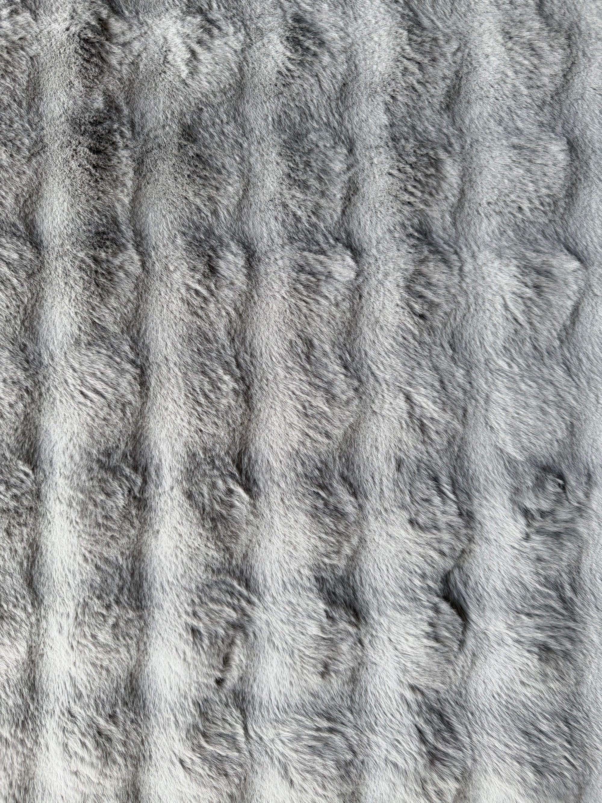 Faux Fur Pebble Silver Shaggy Rug