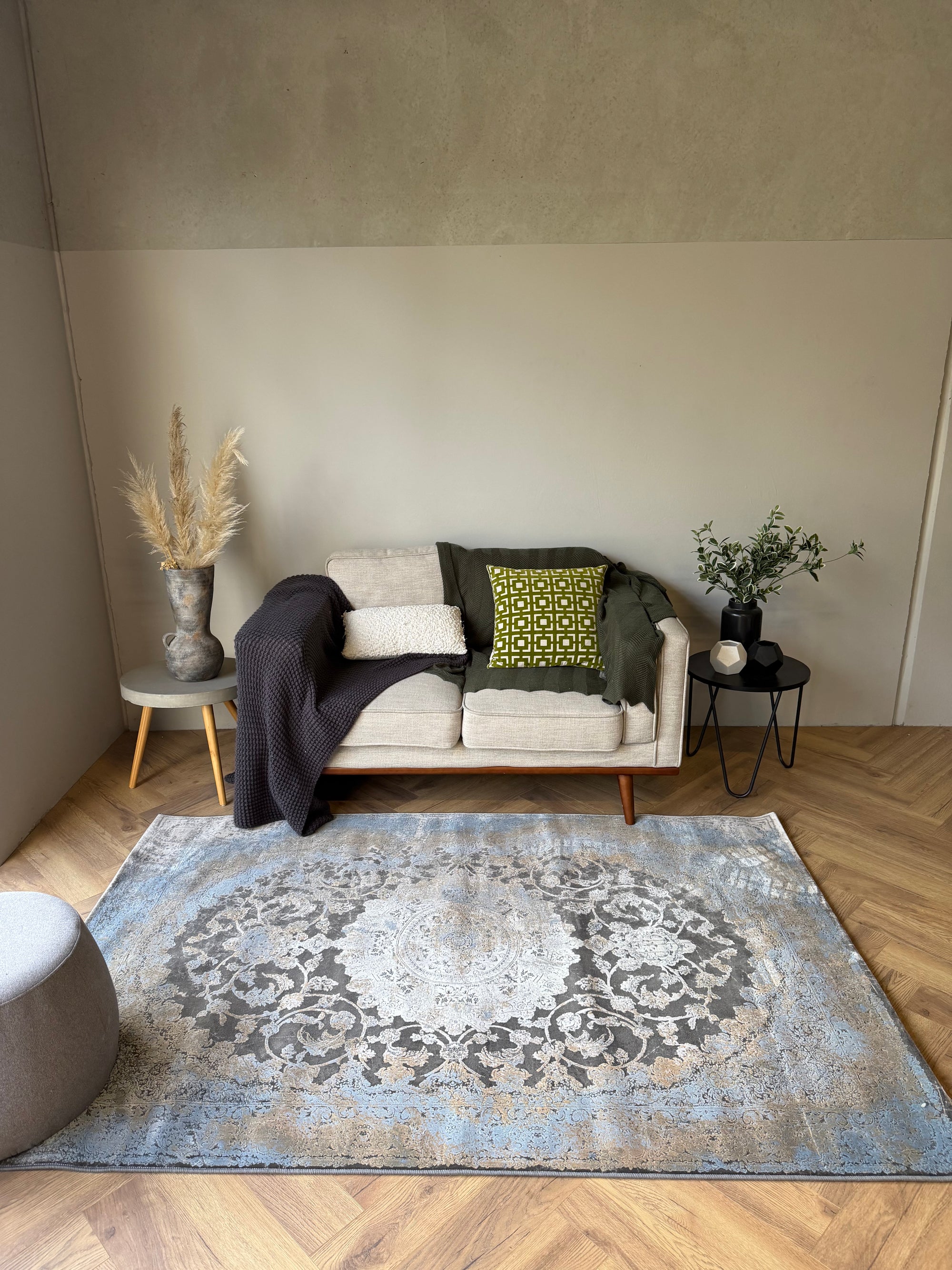 Flosker Royale Blue Persian 150 x 225 cm Rug