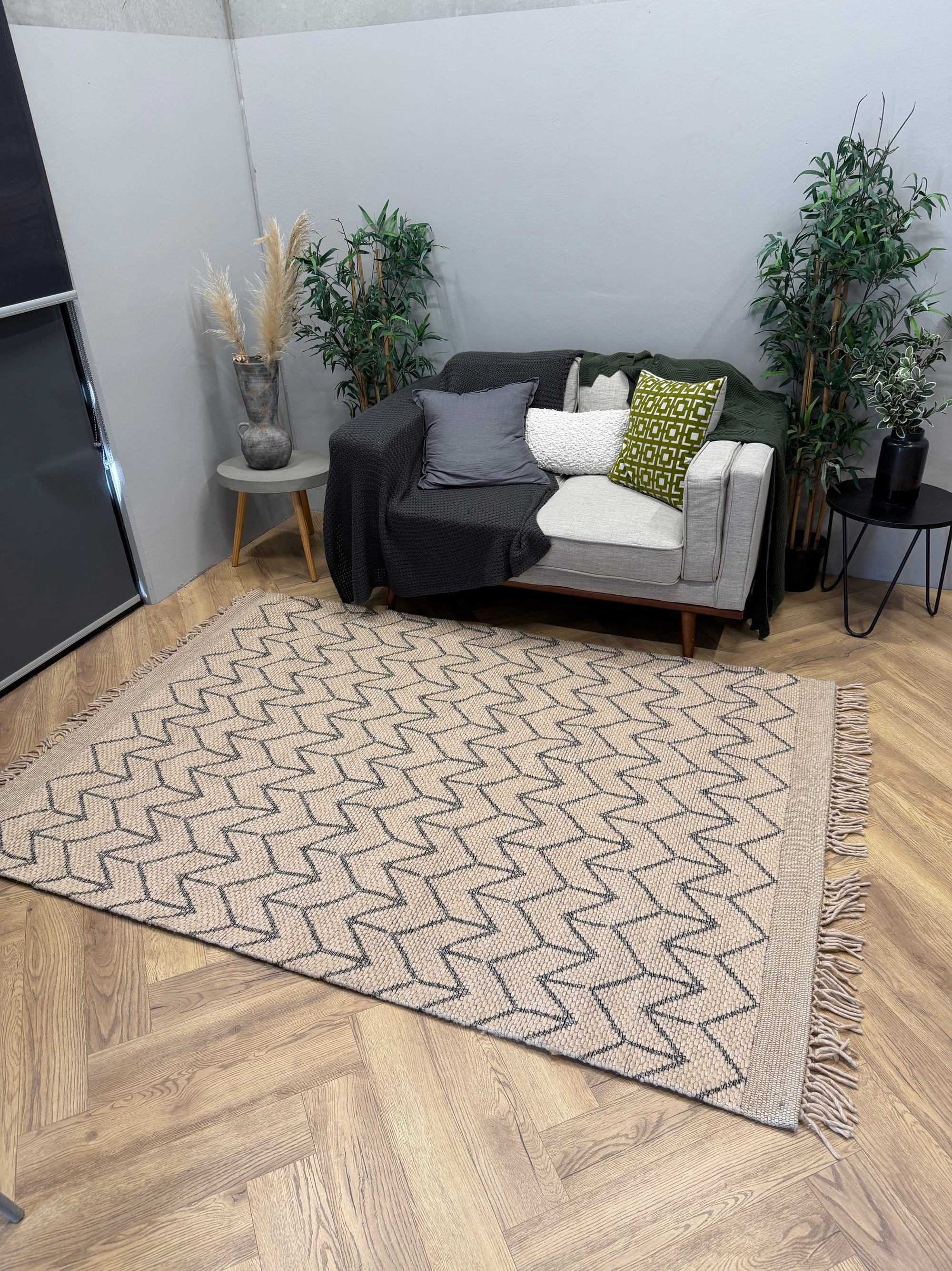 Jolarrow Chevron Nude Wool Blend Rug