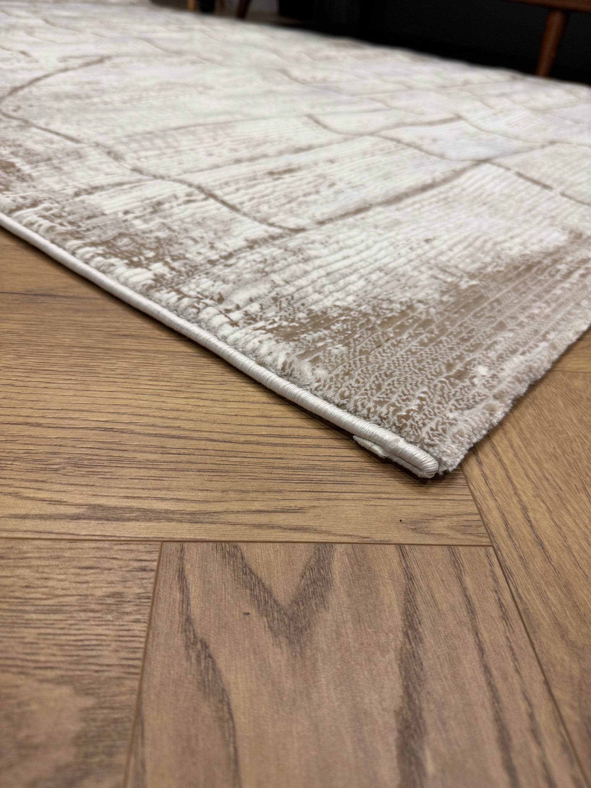 Betty Mosaic Cream beige Gold Rug