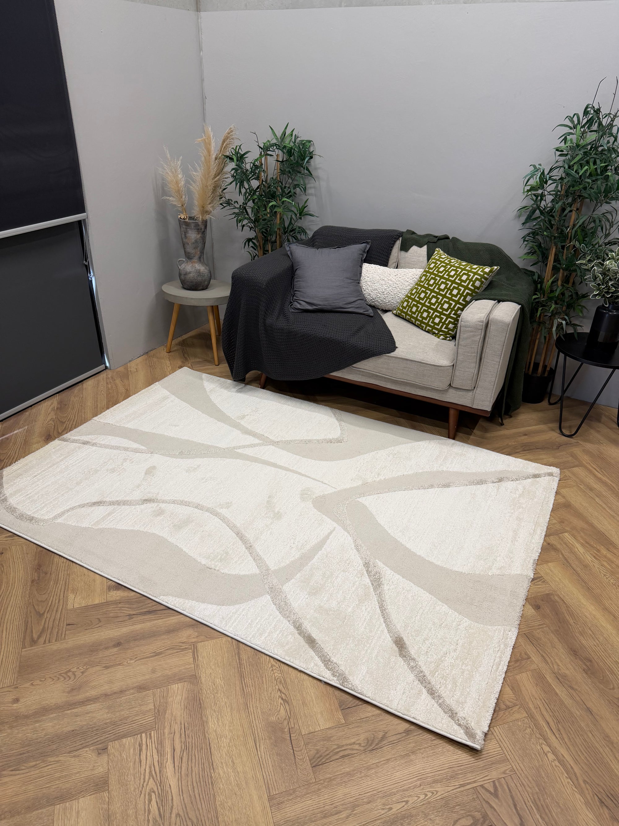 Empire Flow Cream Rug