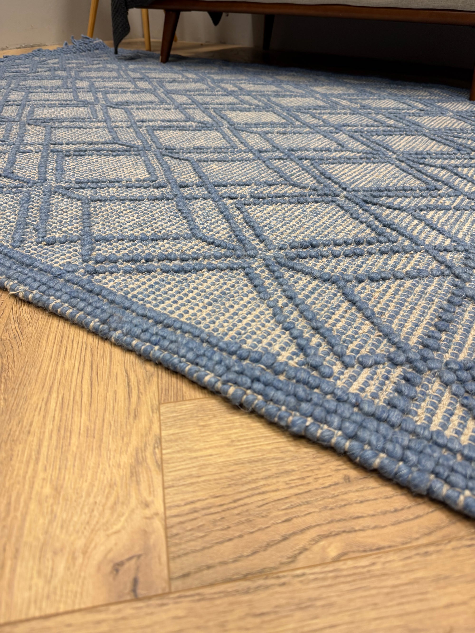 Kairo Blue knotted Wool Blend 160 x 230 Rug