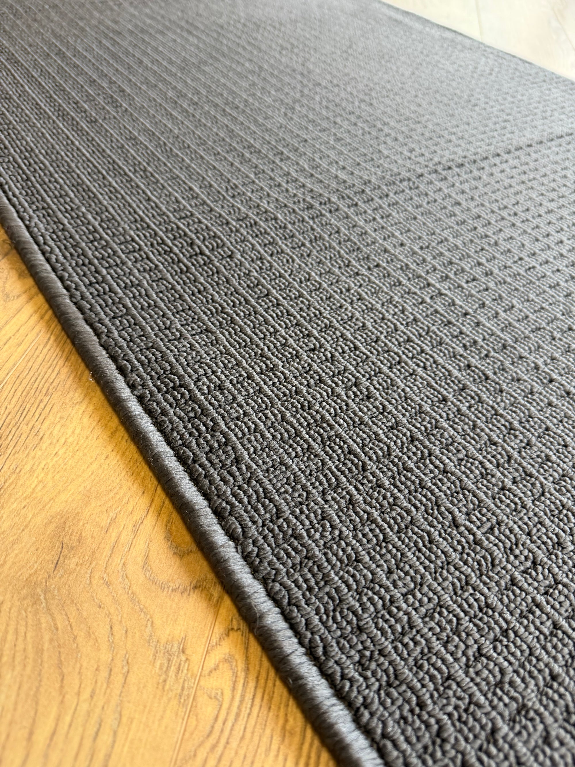 Charcoal grey Accent runner 66 cm Wide