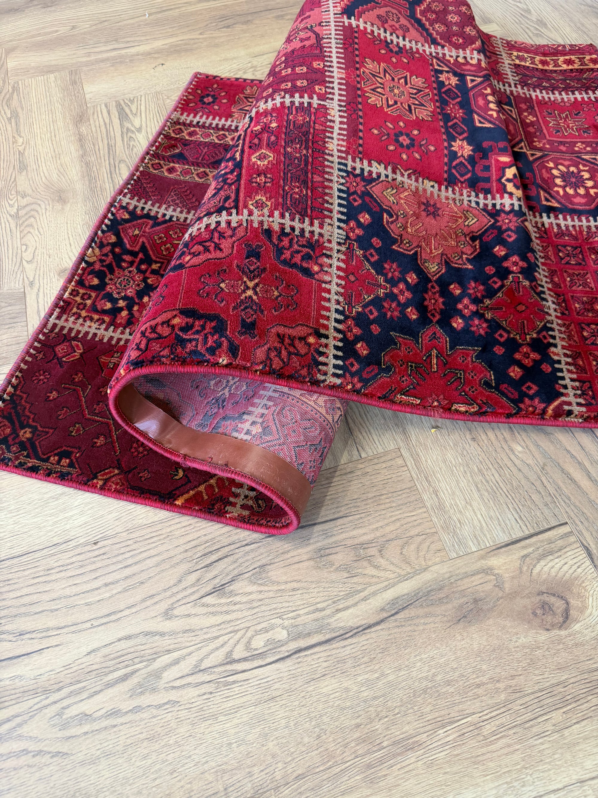 01 Hive Patchwork 80cm Wide