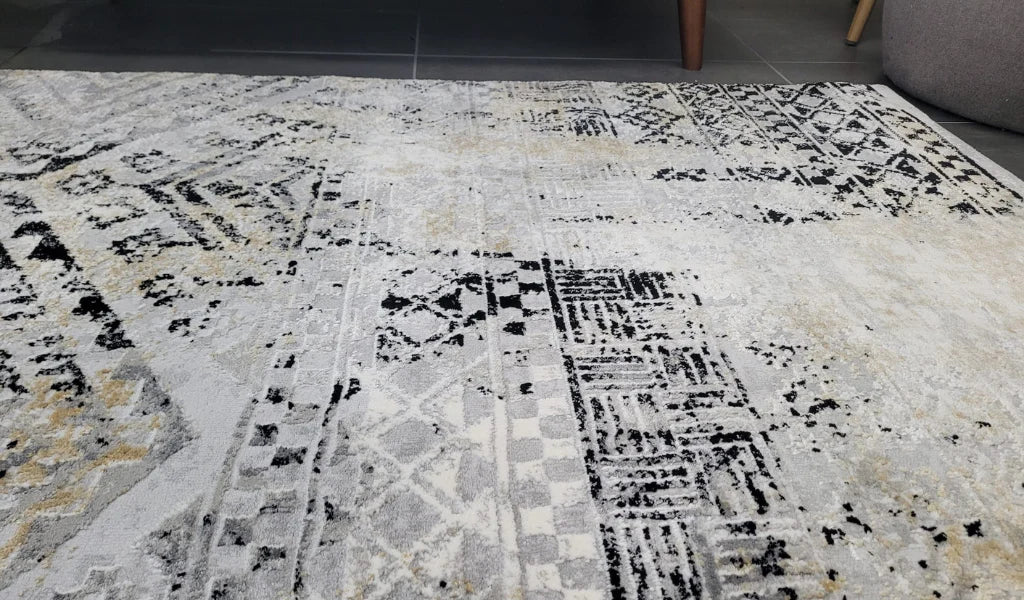 Alissa 736 grey black Tribal rug