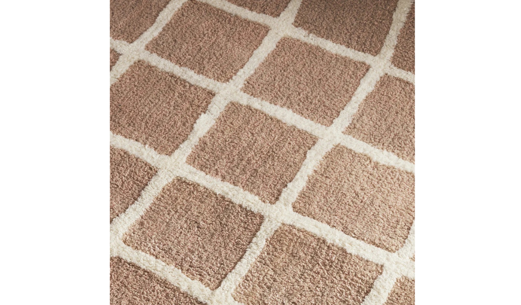Isla Rust Grid Pattern Wool Rug