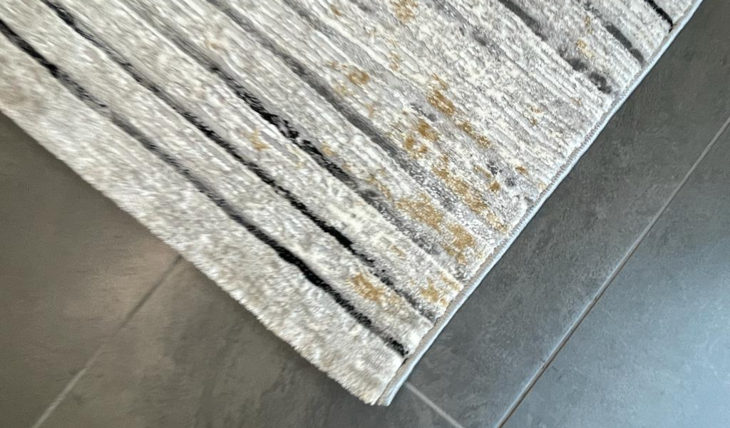 Ali Light Grey and Black Abstract Lines Rug