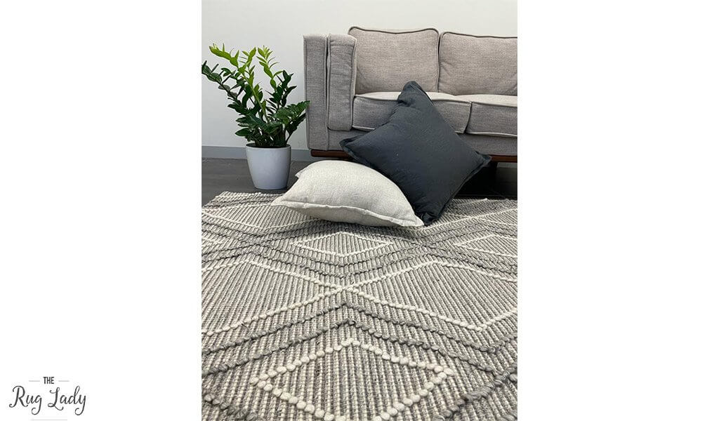 Anika Silver Grey Diamond Trellis Wool Rug