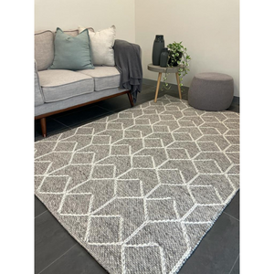 Essence Arabesque Beige Silver Wool Rug