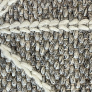 Essence Arabesque Beige Silver Wool Rug