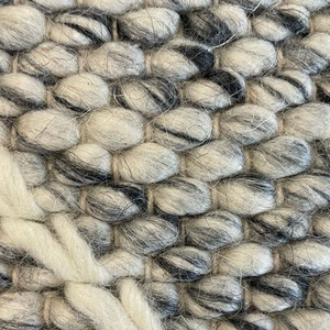 Essence Arabesque Grey Wool Rug