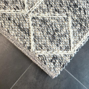 Essence Arabesque Grey Wool Rug