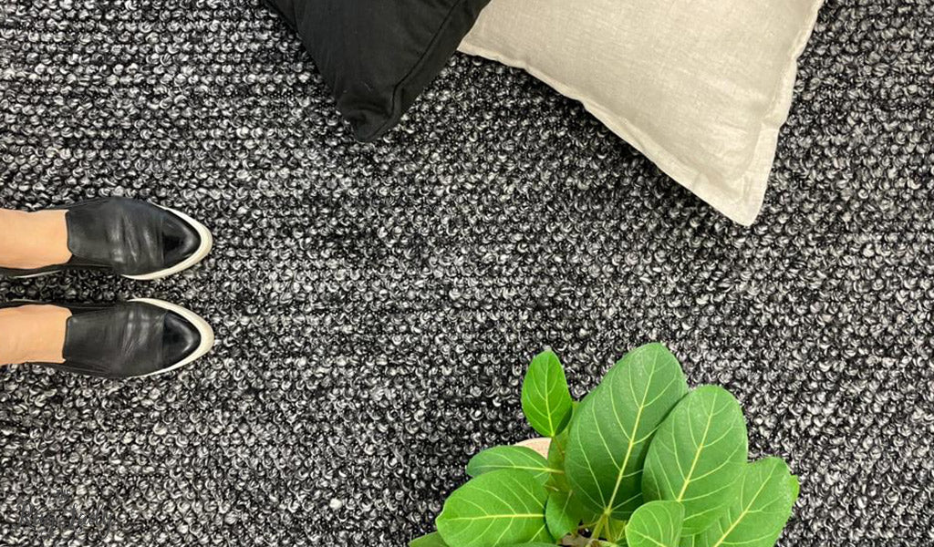 Avani Charcoal Loop Rug
