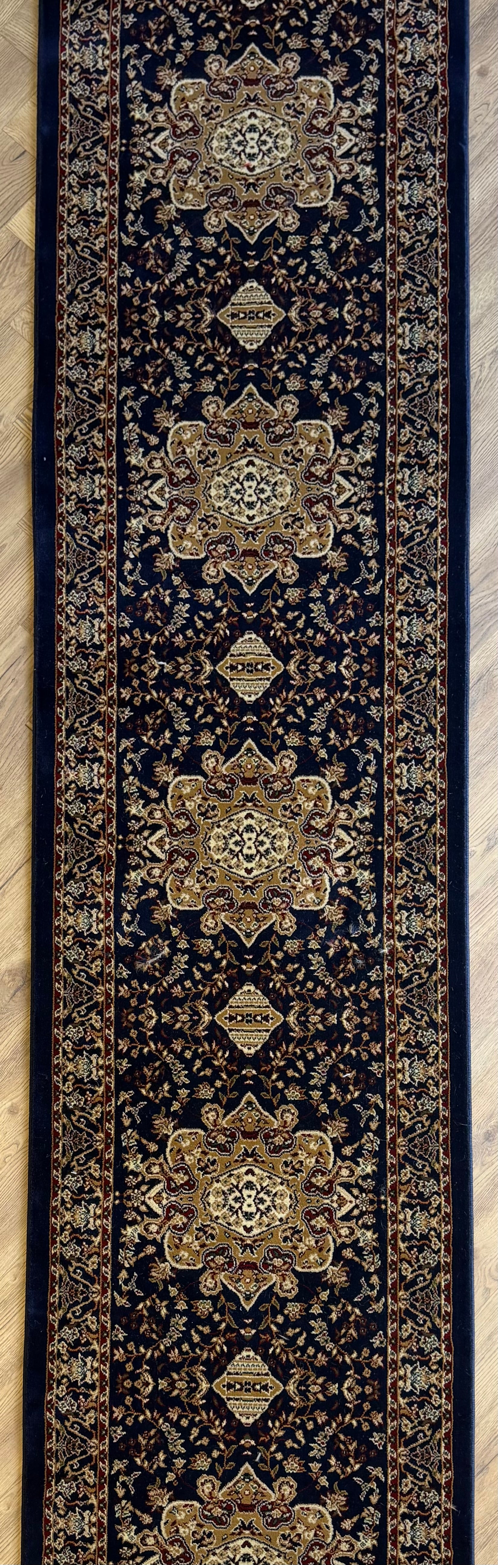 Benevolence Heritage 5235 Navy 80 cm Wide