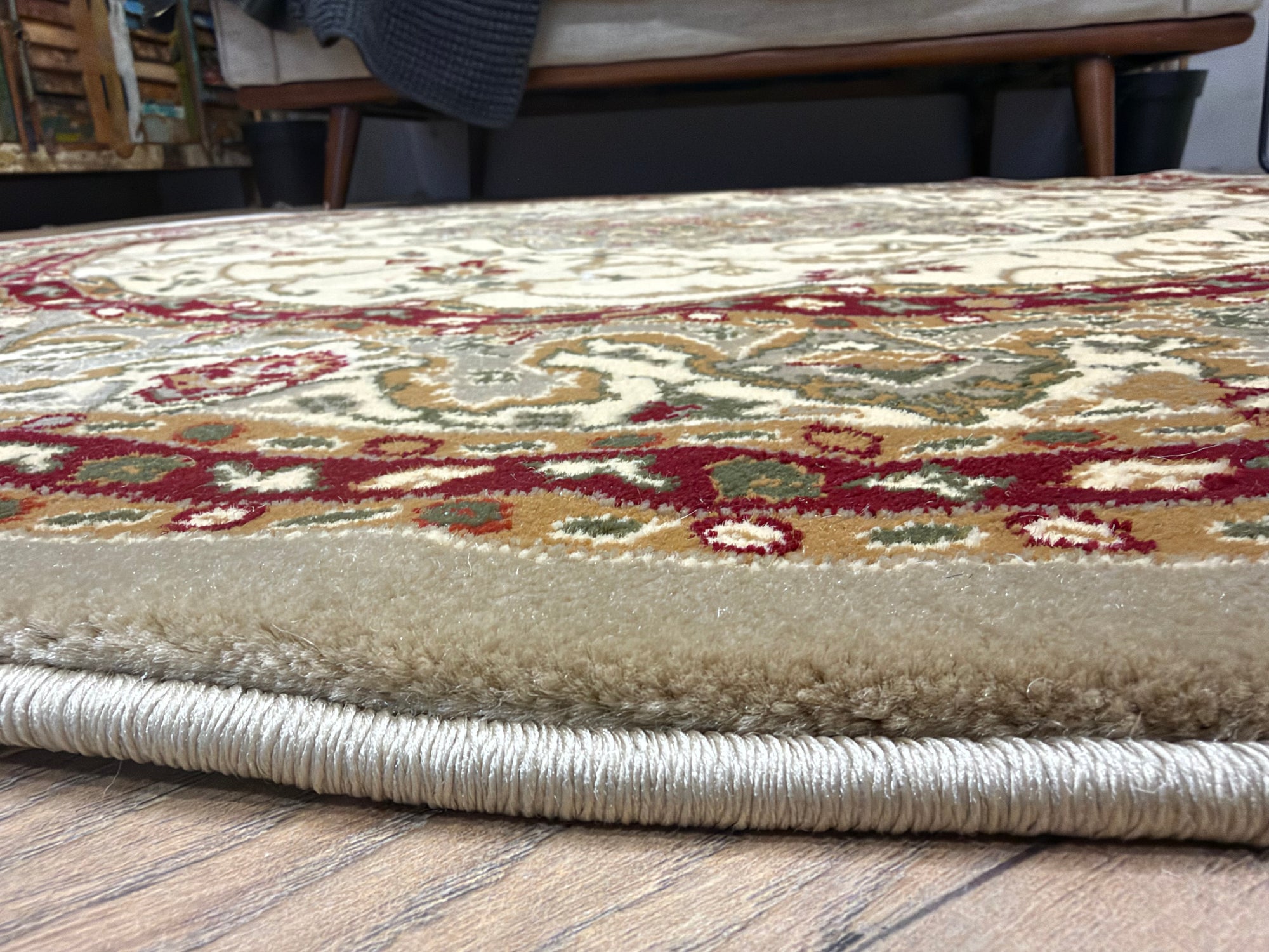 Julian Cream Traditional Round Rug 160x160cm