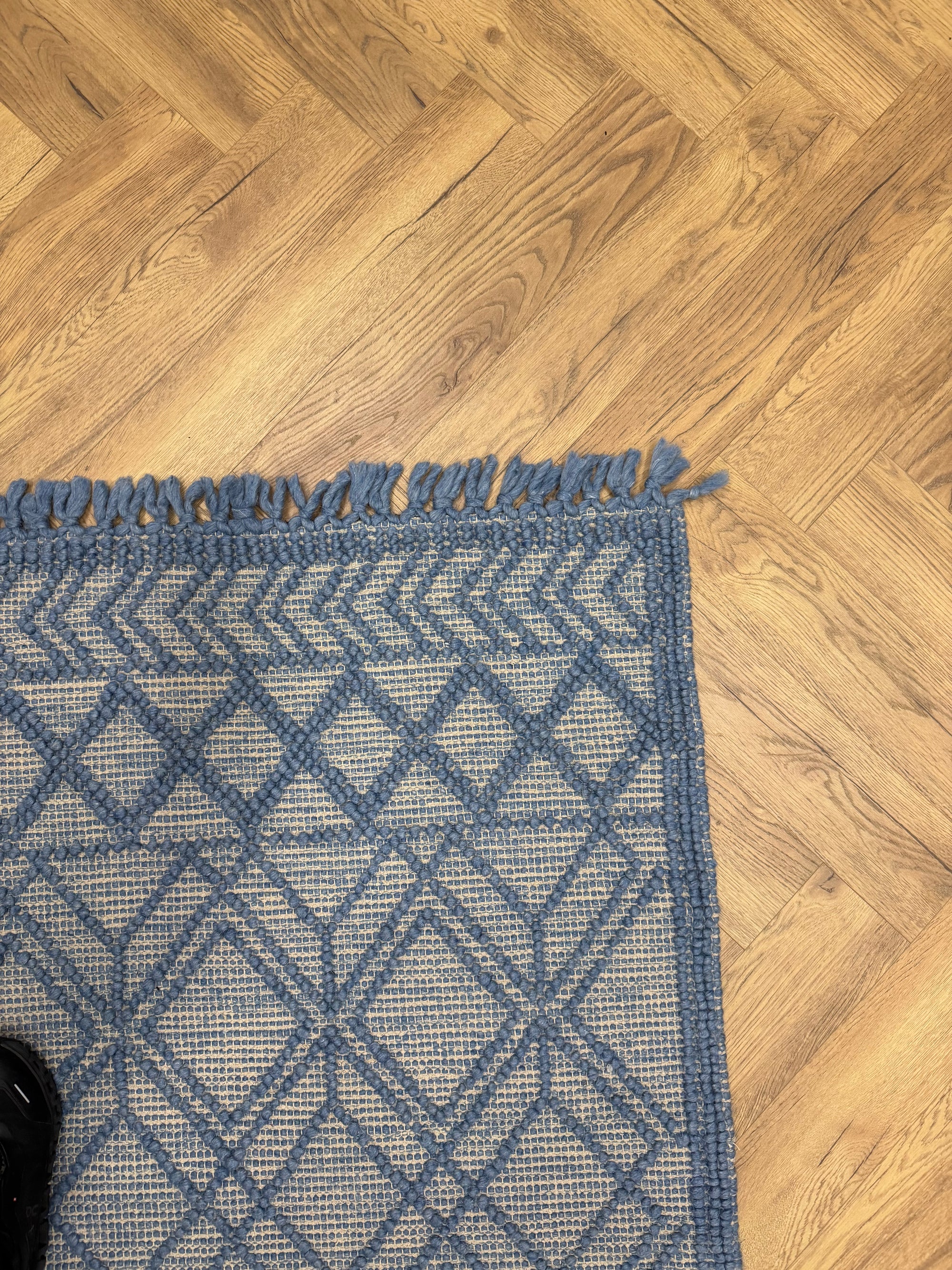 Kairo Blue knotted Wool Blend 160 x 230 Rug
