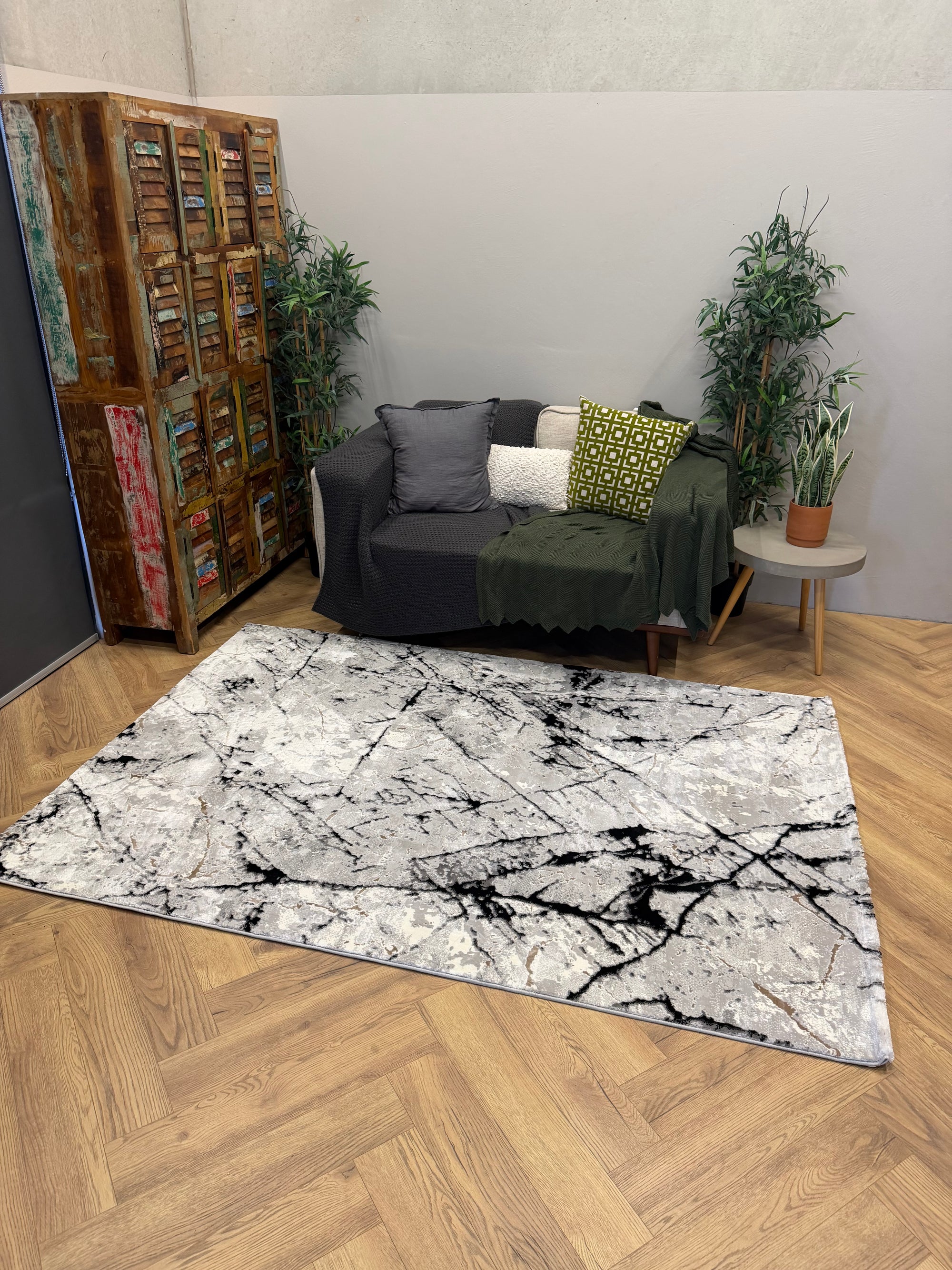 Betty Marble Abstract Grey & Black Rug