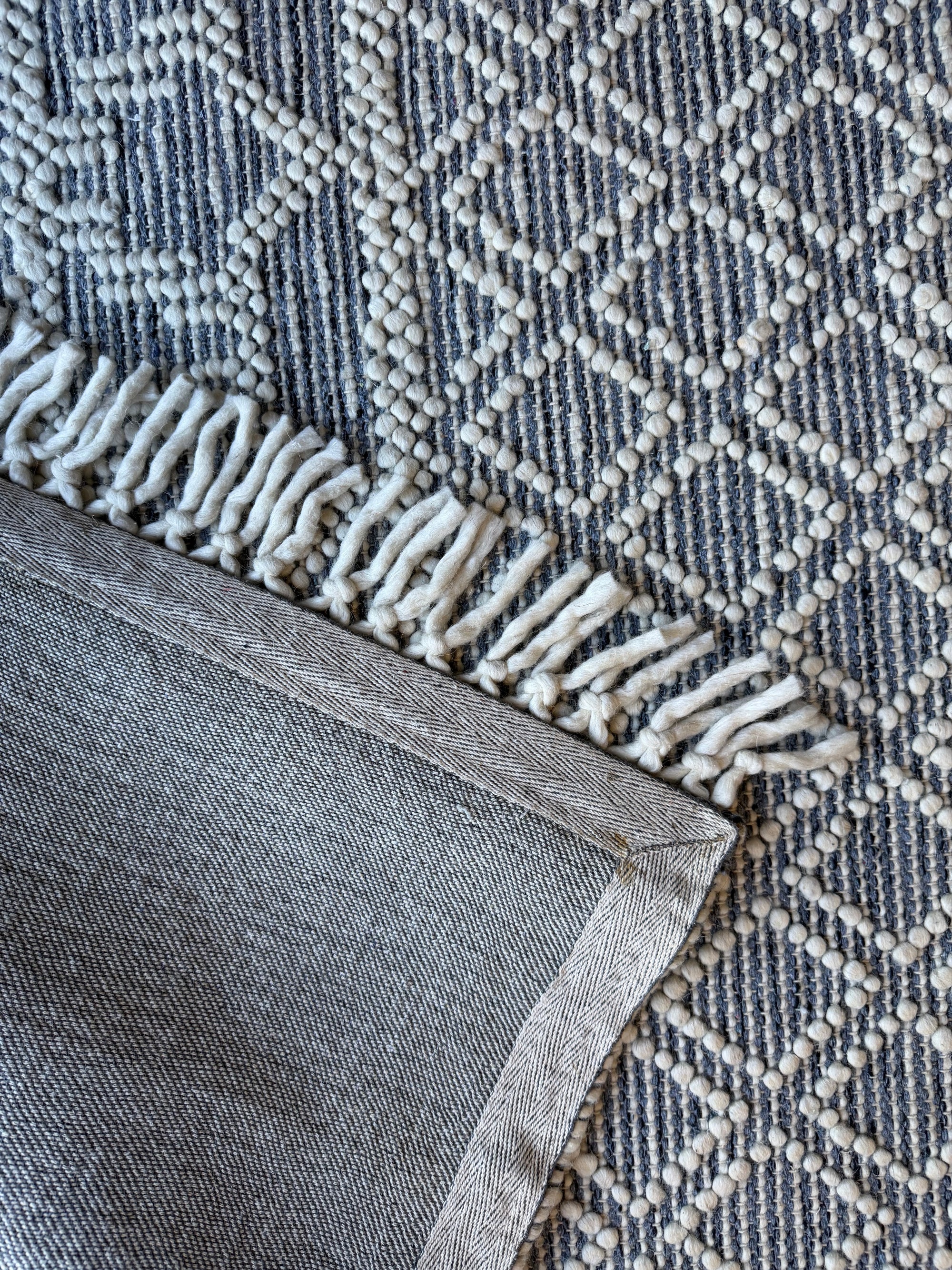 Perla Handwoven Wool Blend Rug - Beige - 160 x 230