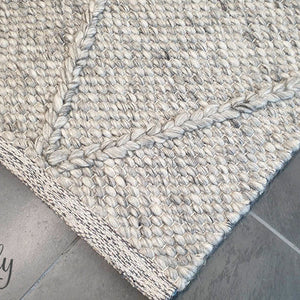 Darcy Diamond Beige Silver Felted Wool Rug