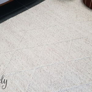 Darcy Diamond Beige Felted Wool Rug