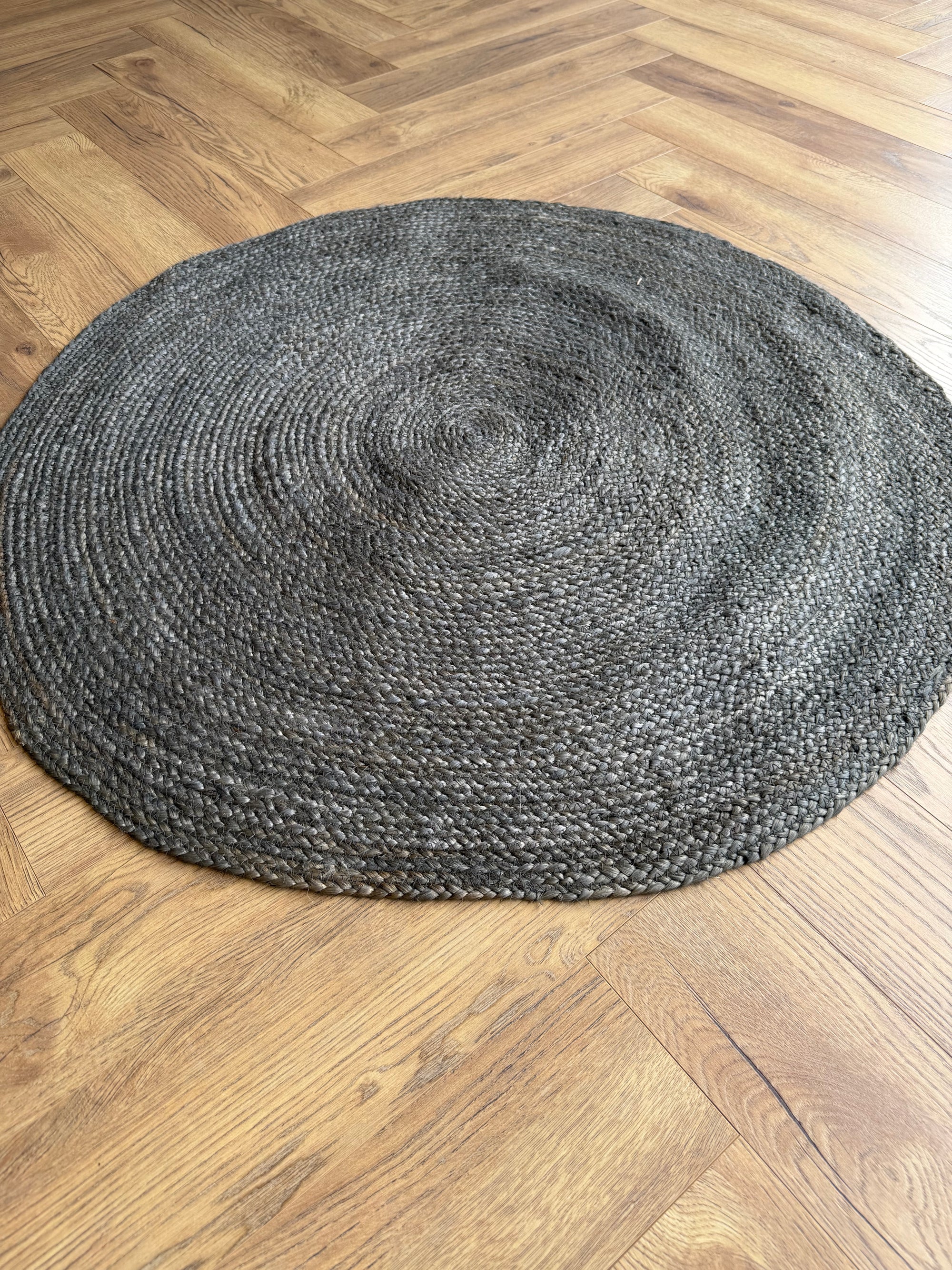 Handwoven Charcoal Round Jute Rug