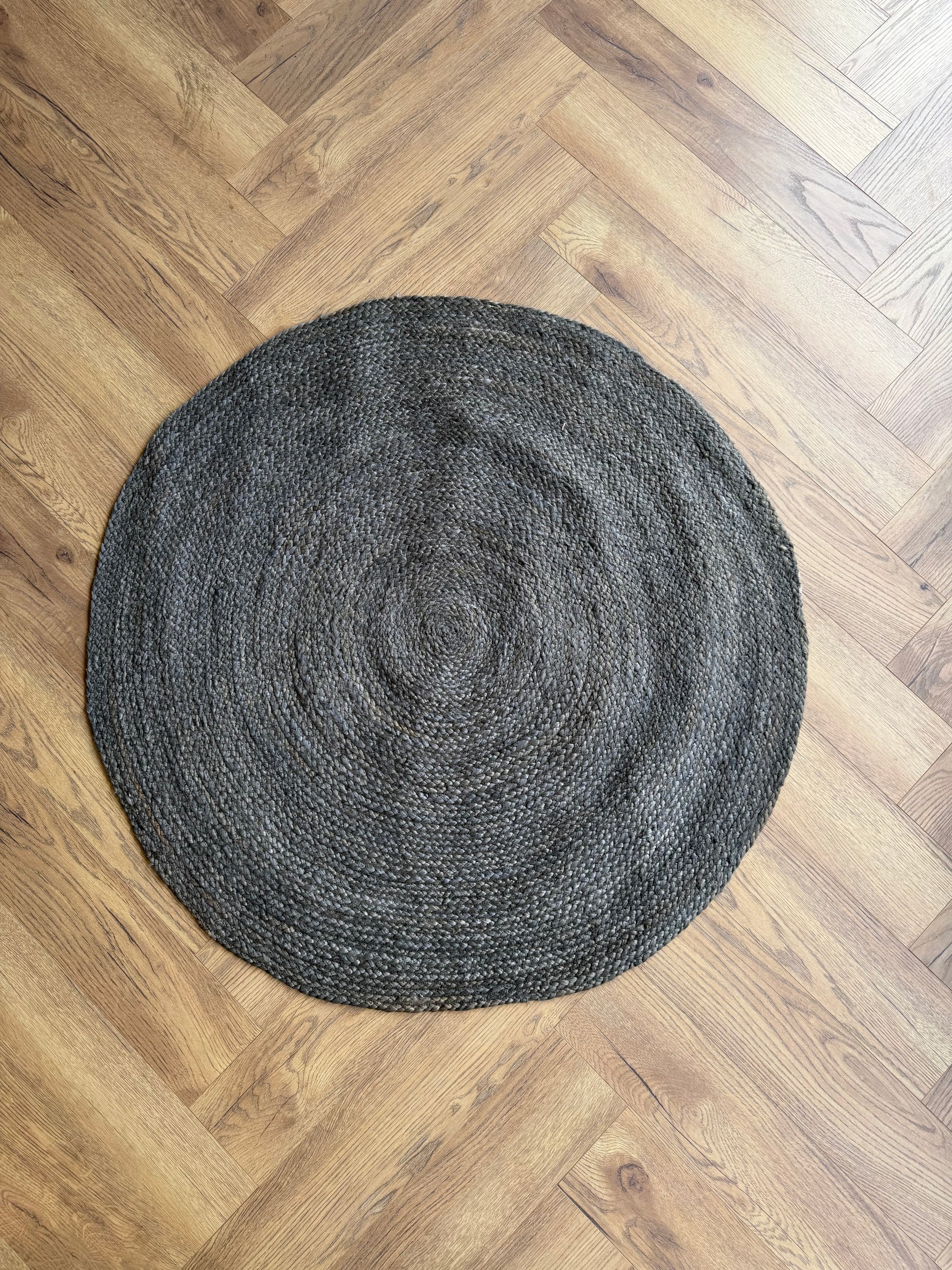 Handwoven Charcoal Round Jute Rug