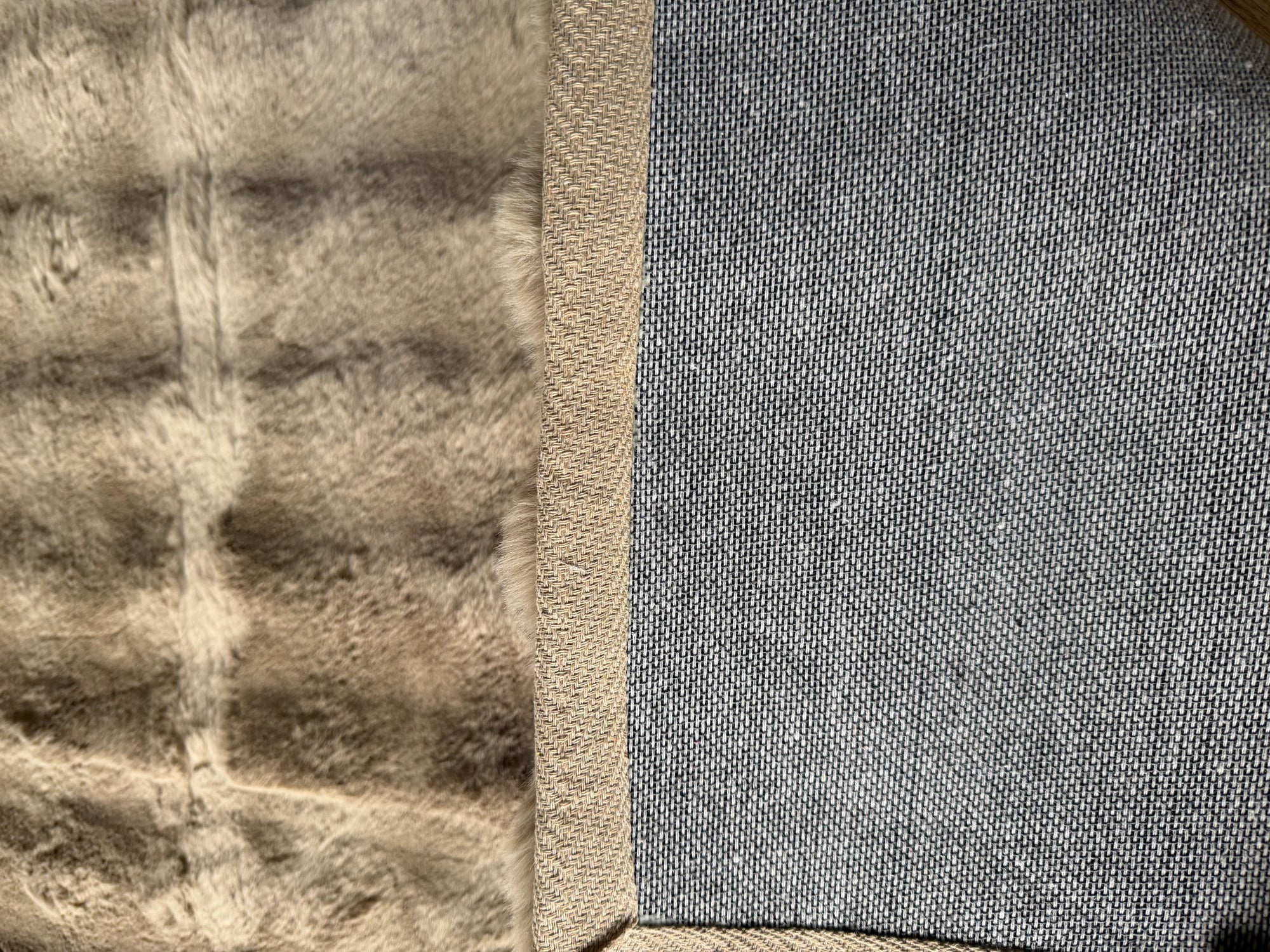 Faux Fur Pebble Beige Shaggy Rug
