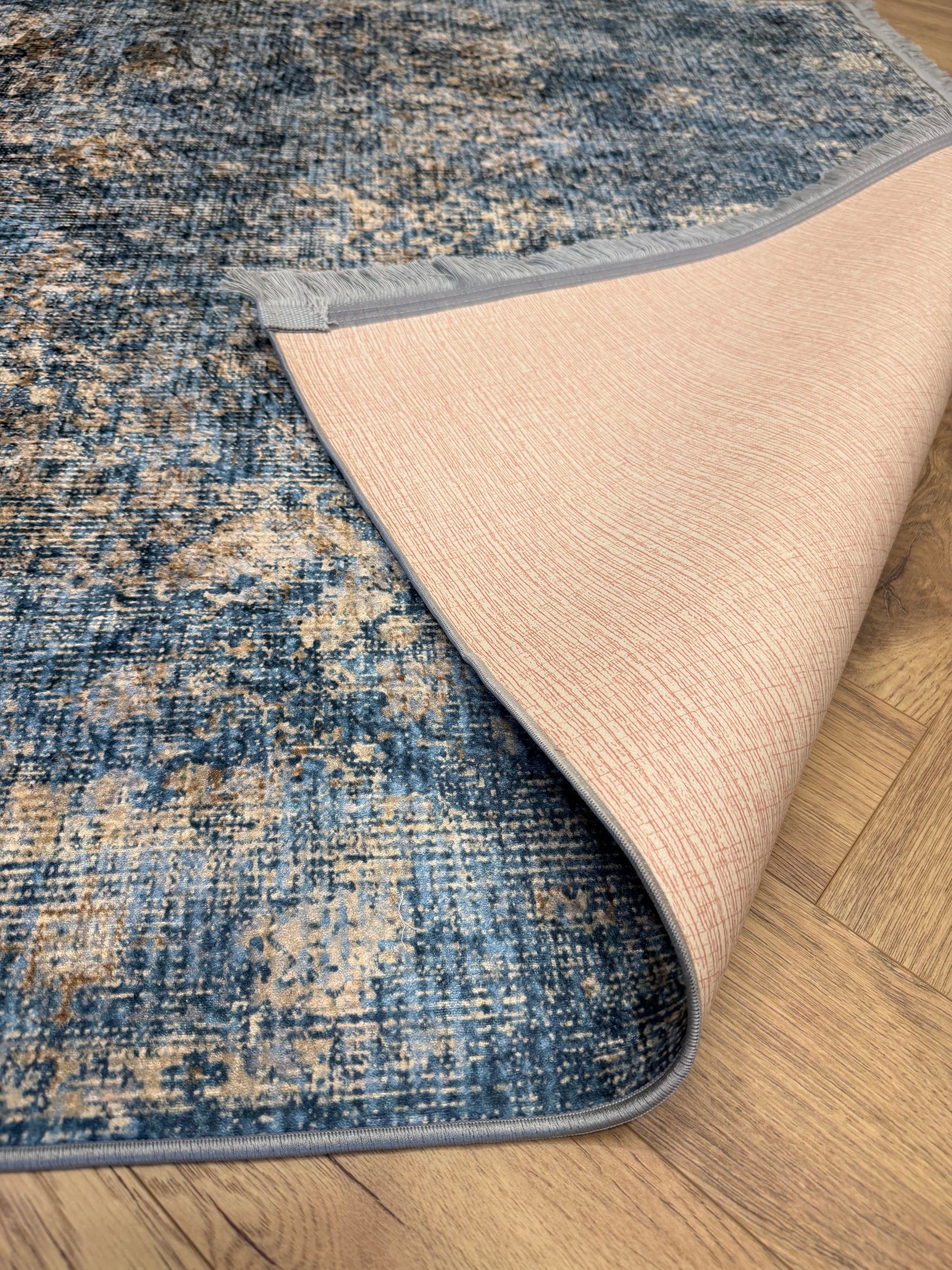 Flosker Vintage Blue Distressed Rug