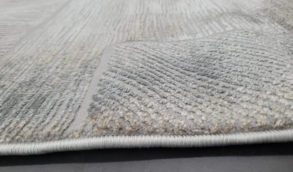 Deluxe 579 cream grey Boxes rug