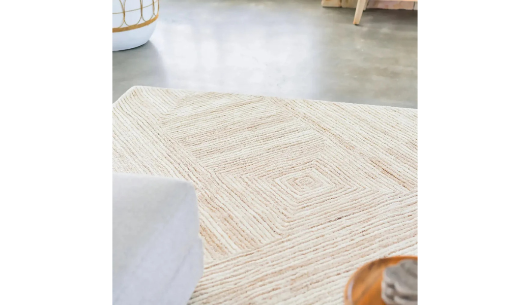 Isla Ivory Beige Diamond Geometric Wool Rug