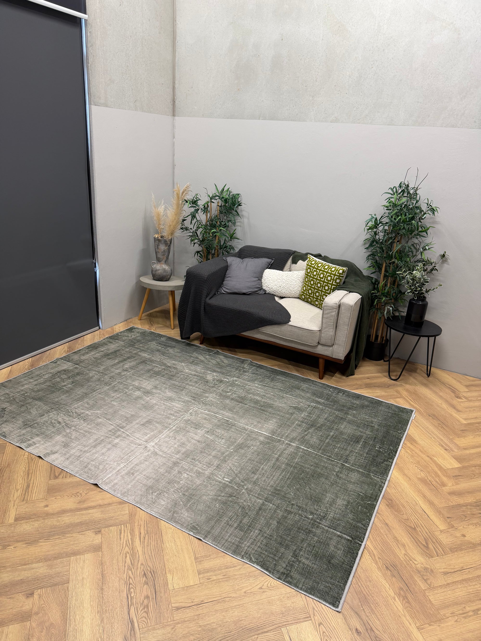 Vela Forest Fade Machine Washable Rug
