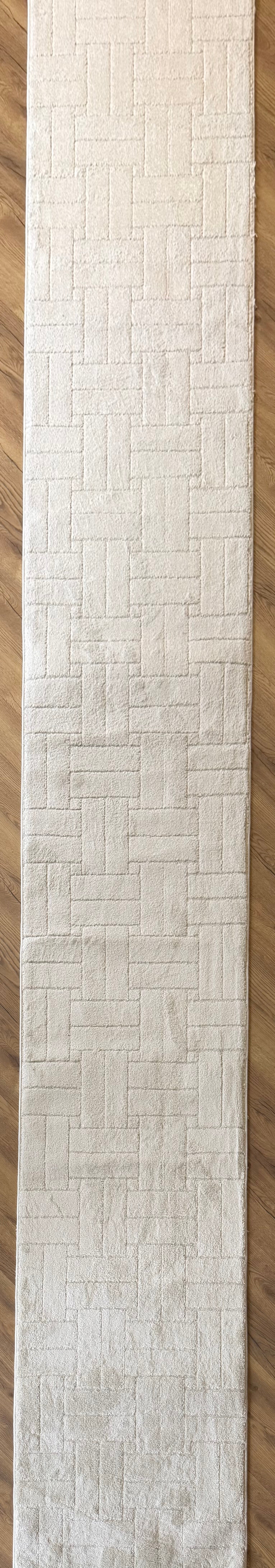 Moopy Ivory Basketweave Textured Runner