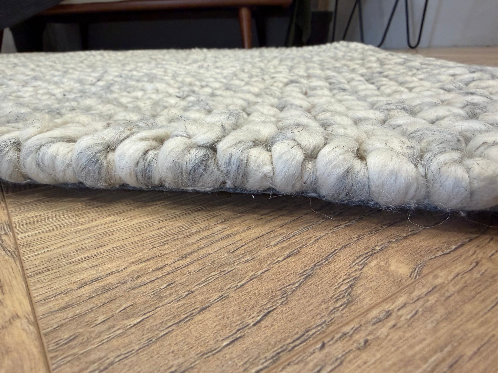 Arlo Pebble heavy knotted Wool Rug
