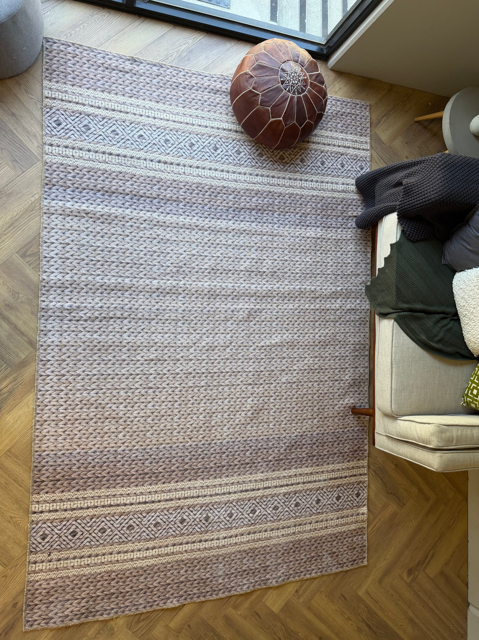 Cozy Nomad Machine Washable Rug – Taupe 200 x 300