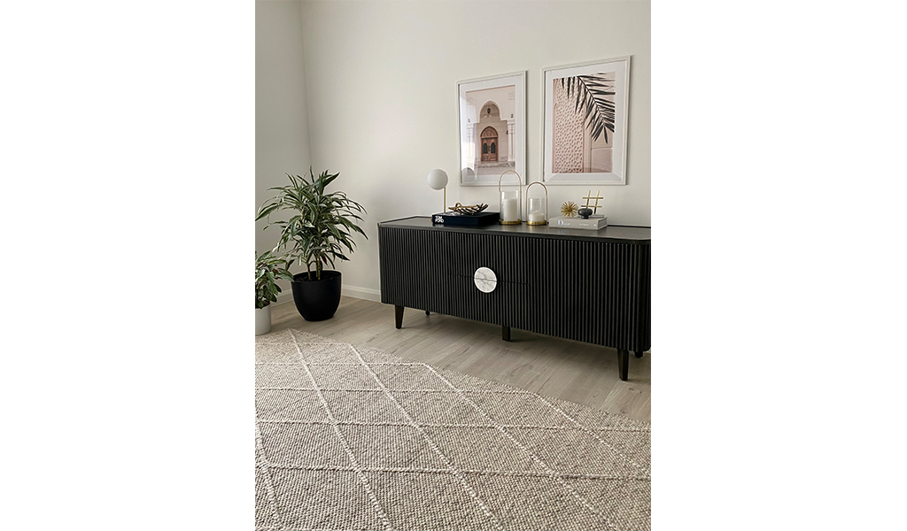 Darcy Diamond Light Grey Felted Wool Rug