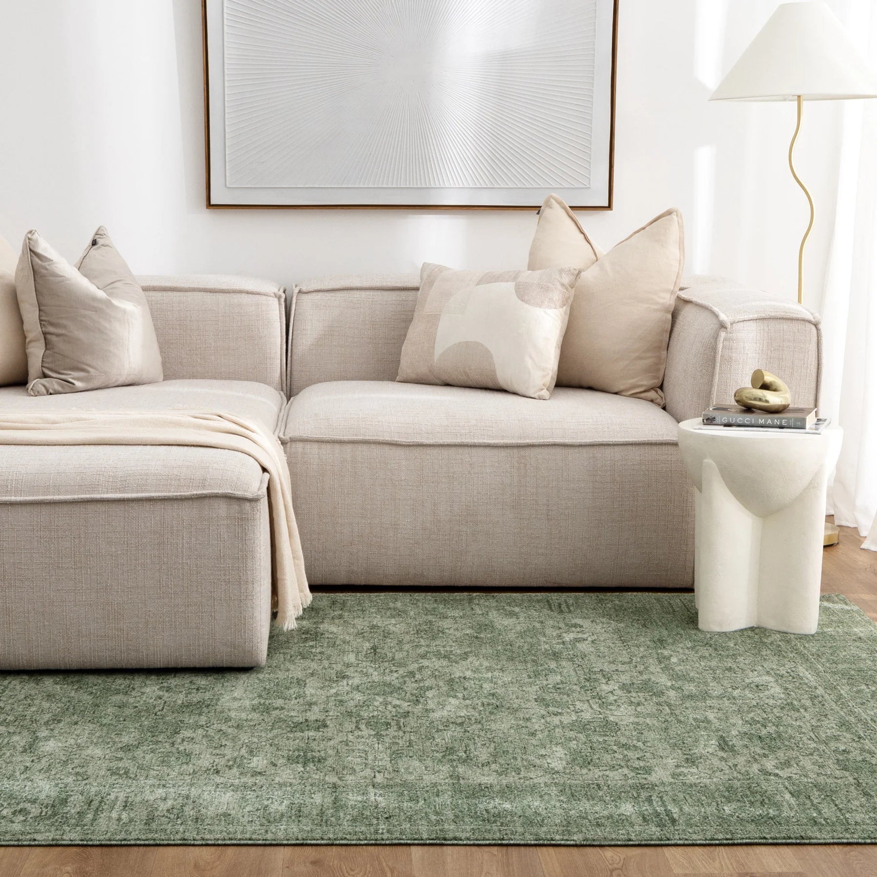 Heritage Distressed Border Green Rug