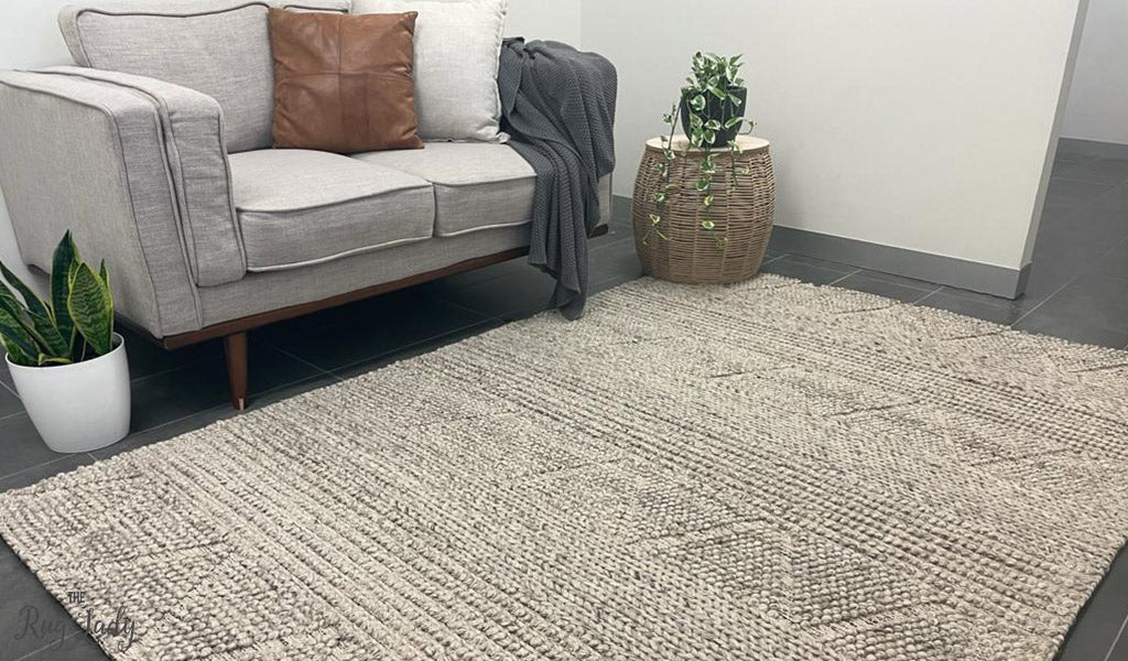 Halli Grey Hand-Woven Wool Rug