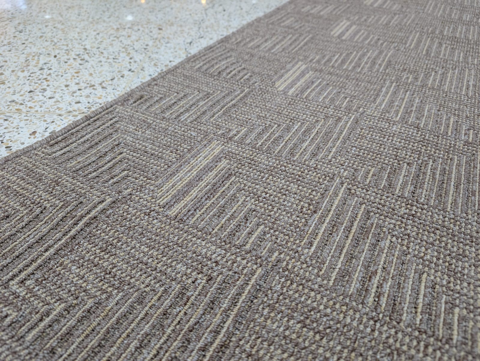 Nikotex polar beige 67cm Wide