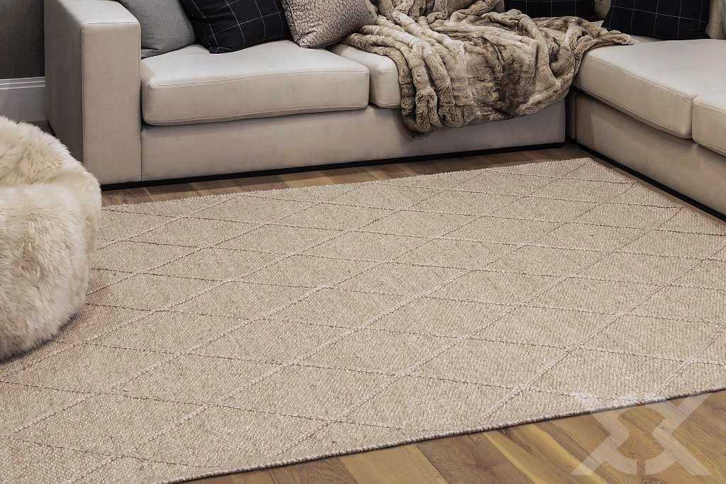 Alpha COAST DIAMOND Beige criss cross rug