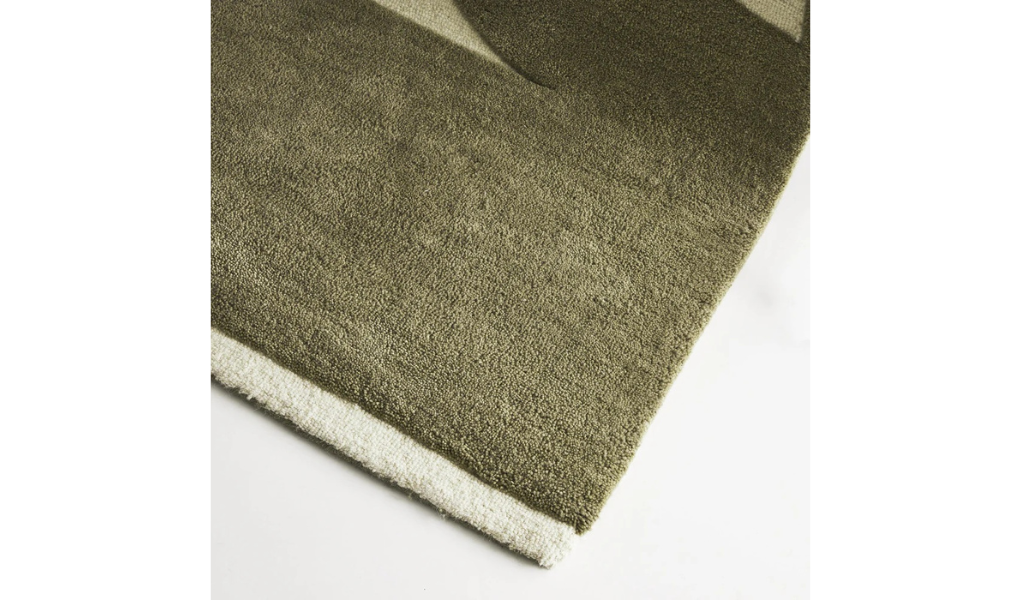 Isla Olive Green and Ivory Curve Pattern Wool Rug