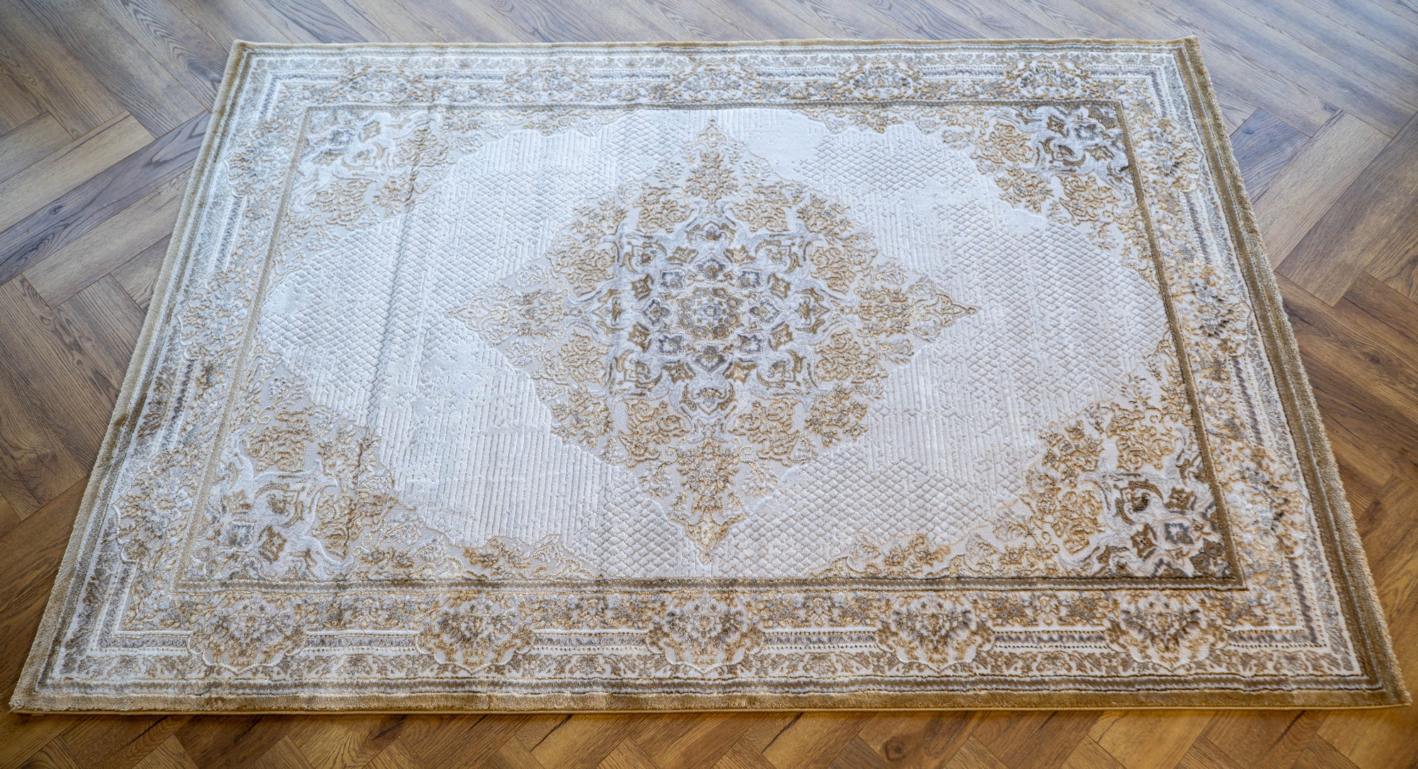 Cream gold Sharp Lazer Medallion Rug