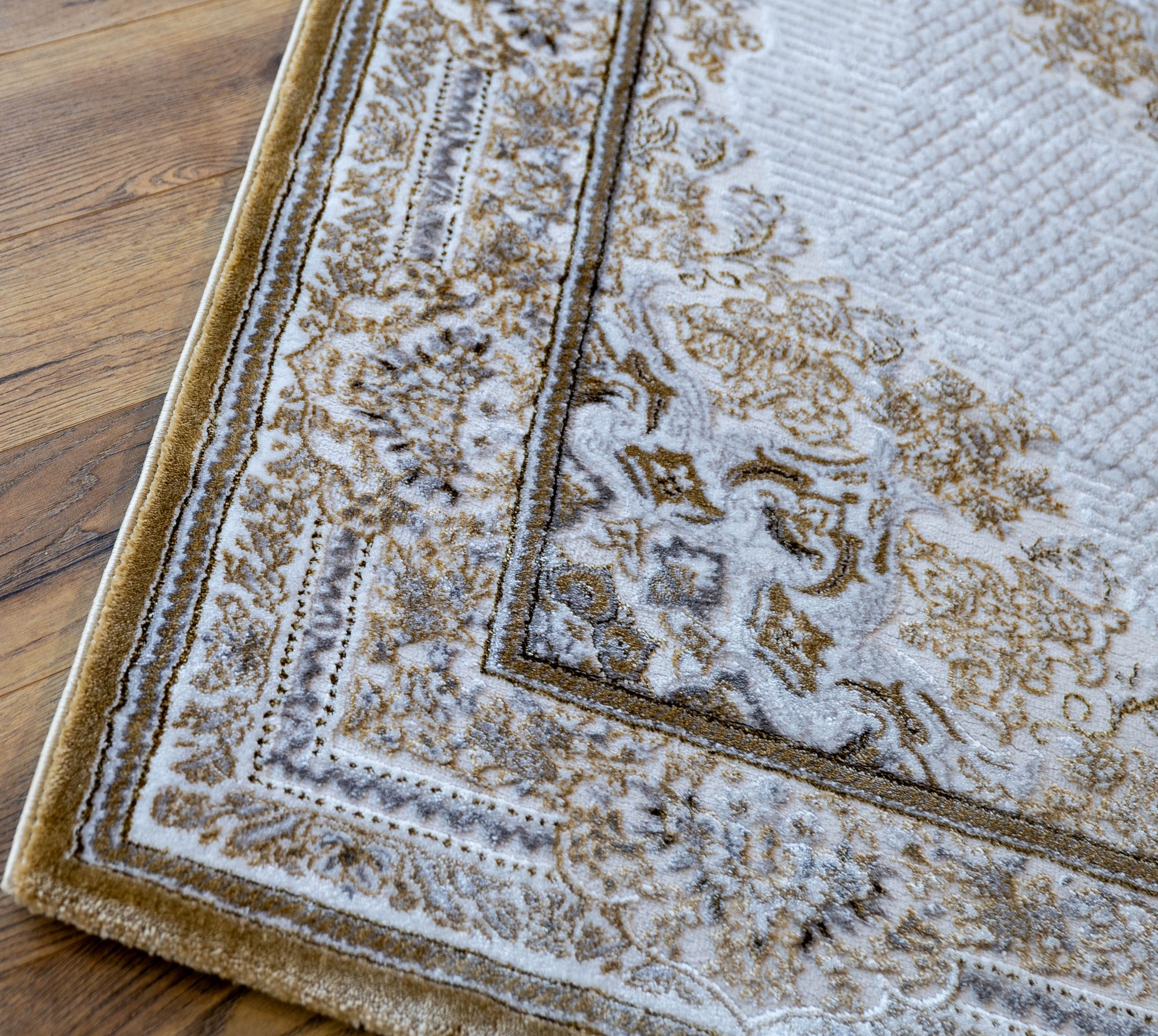 Cream gold Sharp Lazer Medallion Rug