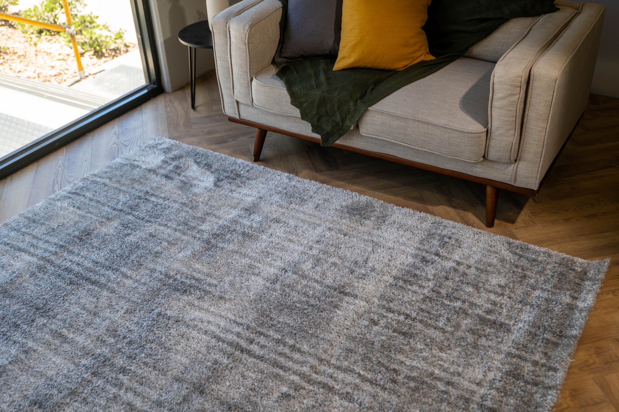 Jasmine Shaggy grey lines plain wave flokati Rug