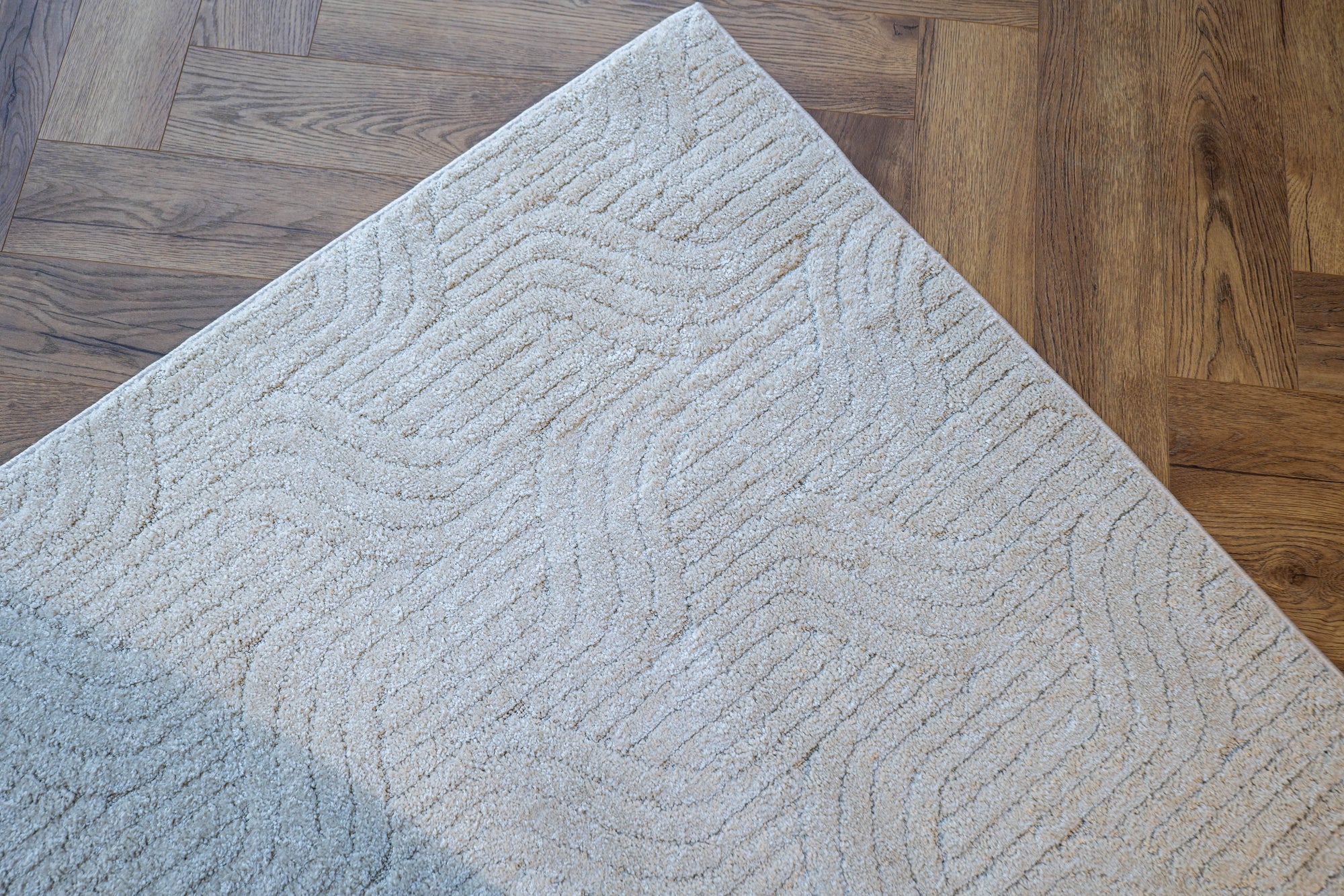 Moopy Cream textured lines modern rug