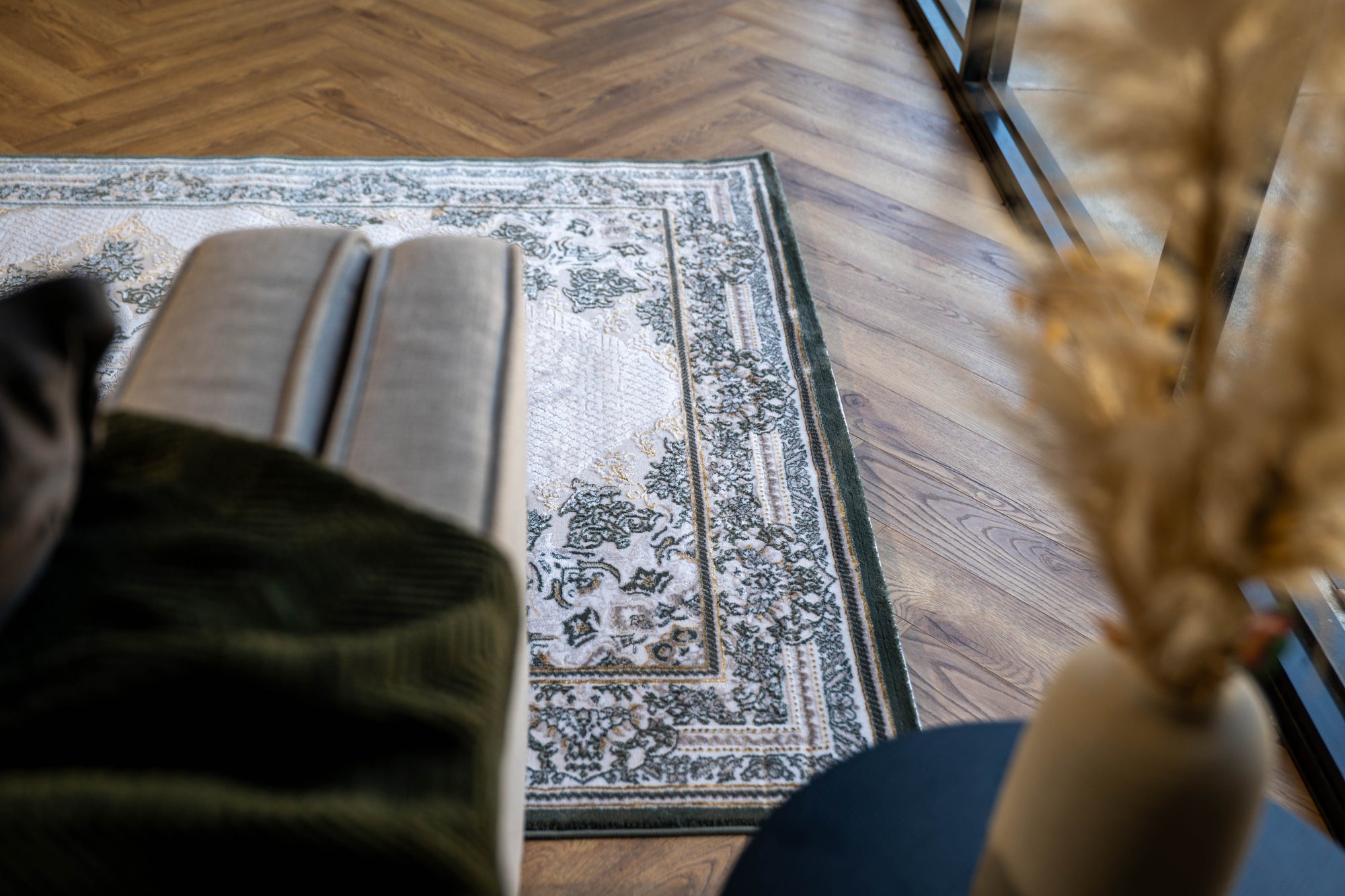 Grey Ivory Green Sharp Lazer Medallion Rug
