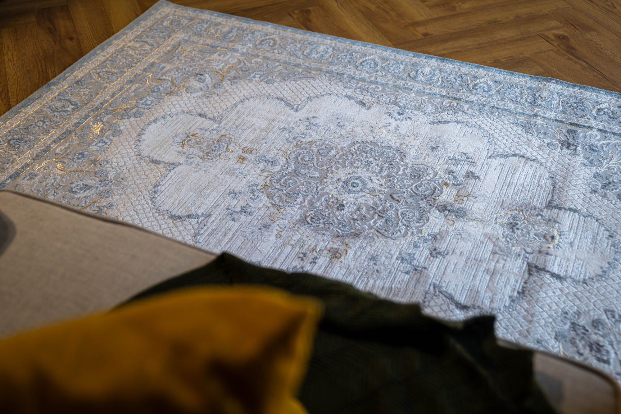 Grey Ivory blue Lazer Medallion Rug