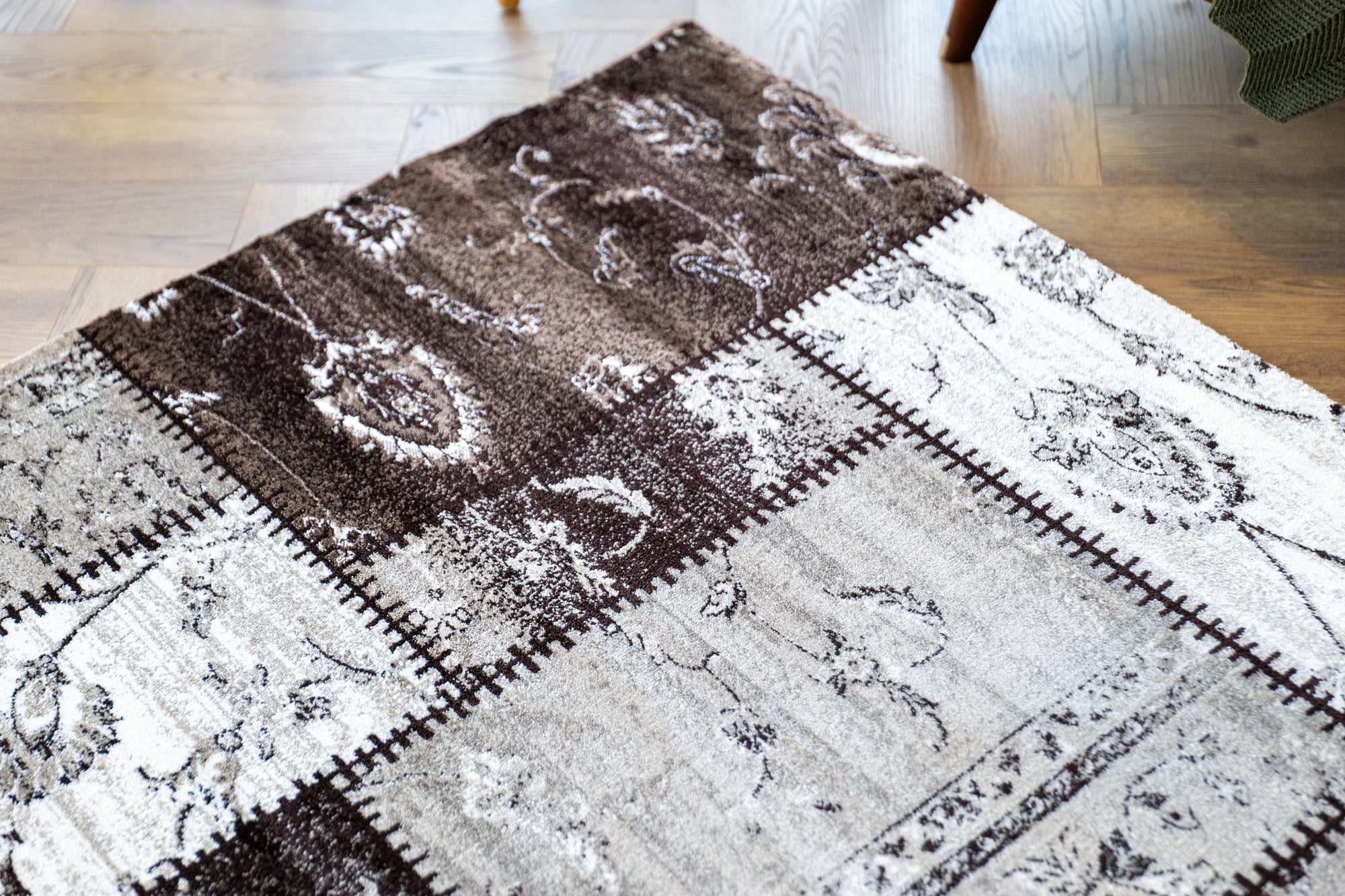 Istanbul 3011 Beige patchworks Floor rug