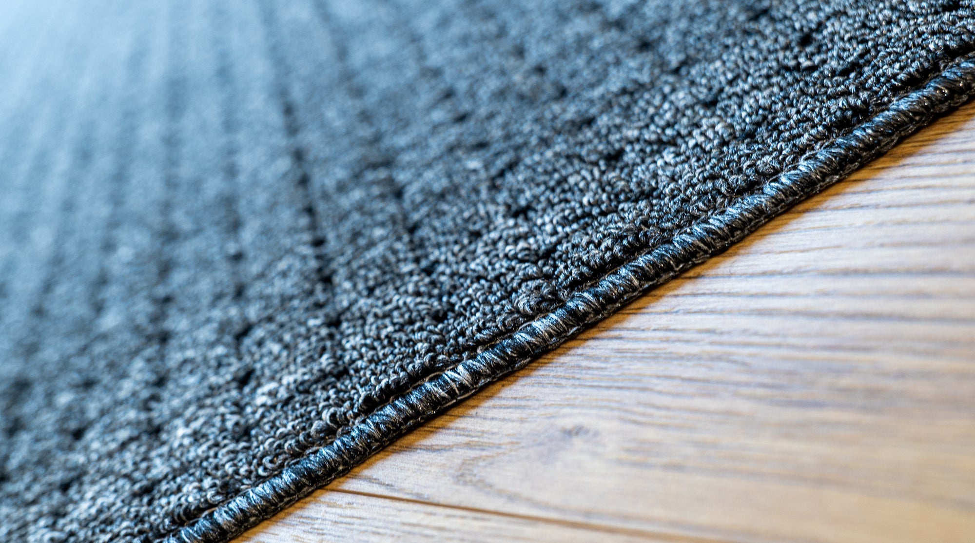 Callavi Urban Weave flatweave charcoal dots rug