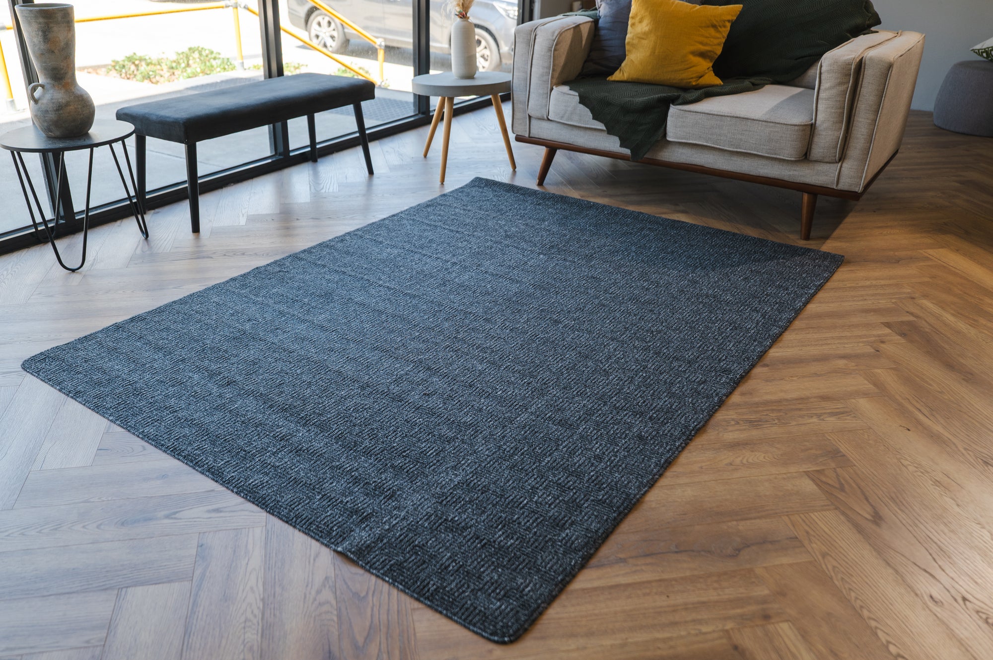 Callavi boxes flatweave charcoal grey rug